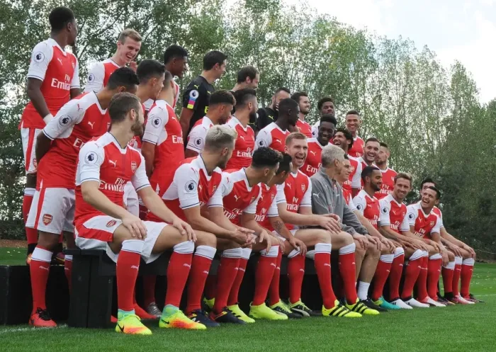 Framed Print : Arsenal 1st Team Squad 2016-17: A Season of Talent Framed Print : Arsenal 1st Team Squad 2016-17: A Season of Talent