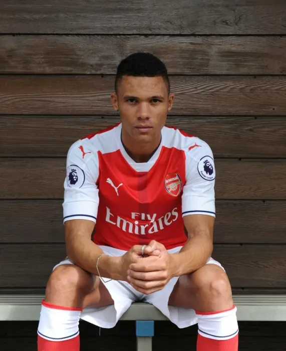 Framed Print : Arsenal 1st Team Squad: Kieran Gibbs Portrait (2016-17 Season)