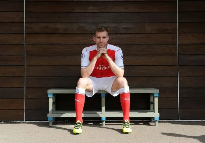 Framed Print : Arsenal 1st Team Squad: Per Mertesacker at 2016-17 Photocall