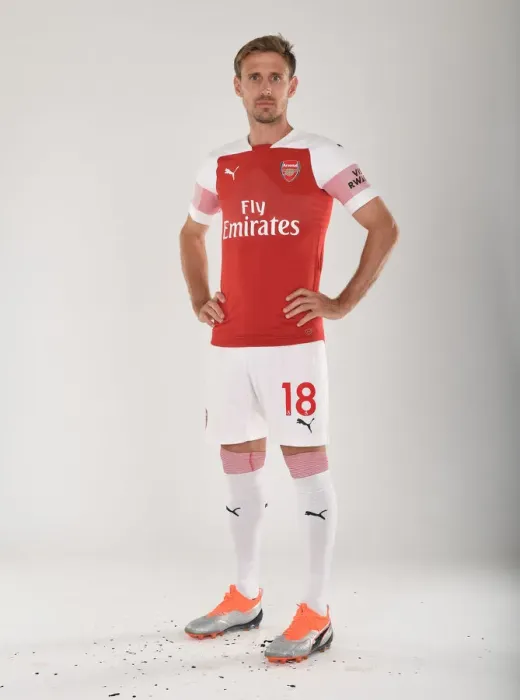 Framed Print : Arsenal 2018 / 19 First Team: Nacho Monreal at Photo Call Framed Print : Arsenal 2018 / 19 First Team: Nacho Monreal at Photo Call