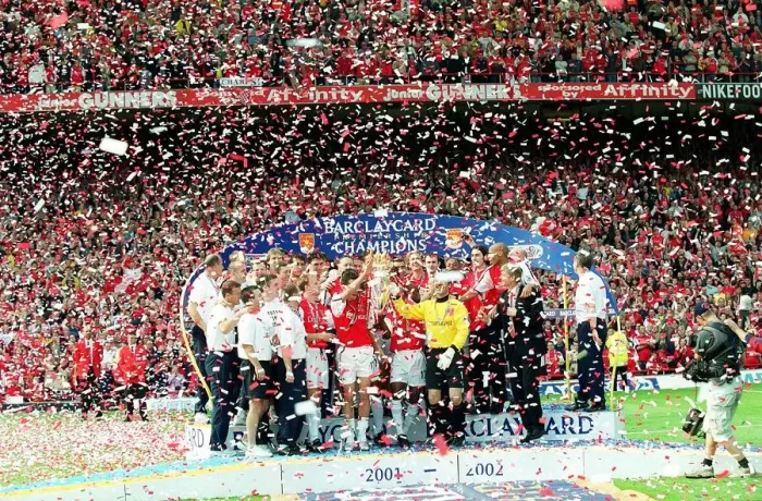 Framed Print : Arsenal 4:3 Everton, F.A.Barclaycard Premiership, Arsenal Stadium, Highbury, London, 11 / 5 / 2002