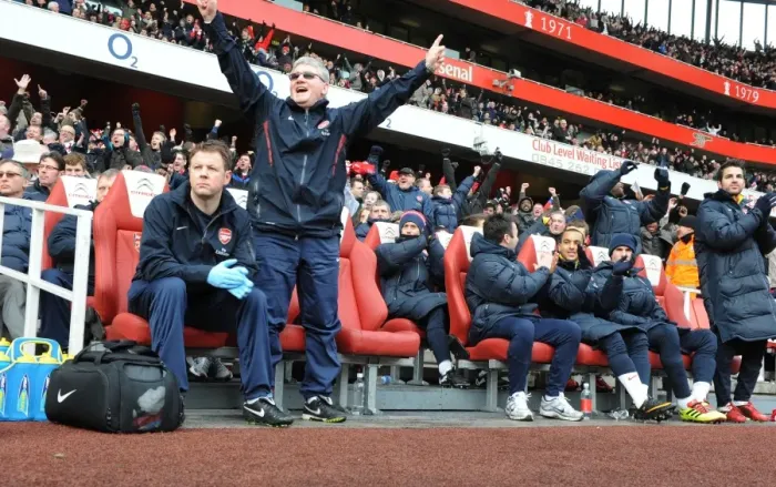 Framed Print : Arsenal assistant manager Pat Rice and physio Colin Lewin. Arsenal 2: 1 Huddersfield Town