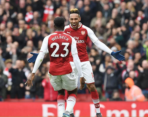 Arsenal: Aubameyang and Welbeck Celebrate First Goal vs Southampton (2017-18)