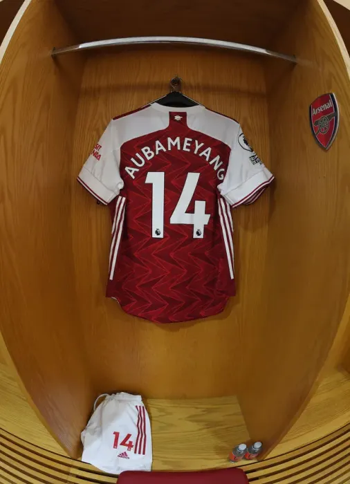 Framed Print : Arsenal: Aubameyang's Emirates Jersey in the Changing Room (Arsenal v West Ham United, 2020-21) Framed Print : Arsenal: Aubameyang's Emirates Jersey in the Changing Room (Arsenal v West Ham United, 2020-21)