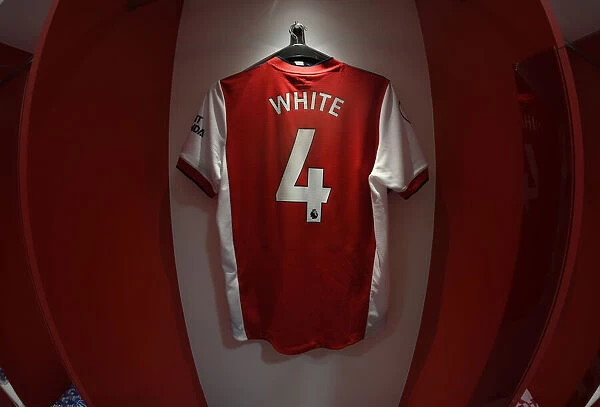 Arsenal: Ben White's Shirt in the Changing Room Before Arsenal vs. Wolverhampton Wanderers (2021-22)