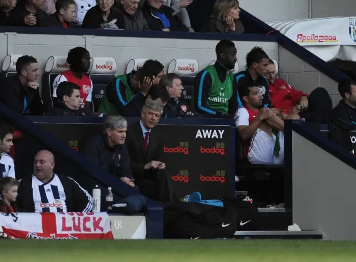 Framed Print : Arsenal Bench during West Bromwich Albion vs Arsenal, Premier League 2011-12