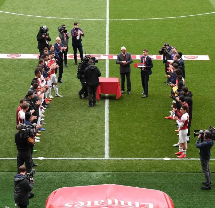 Framed Print : Arsenal Bids Farewell to Aaron Ramsey with Guard of Honor vs. Brighton & Hove Albion Framed Print : Arsenal Bids Farewell to Aaron Ramsey with Guard of Honor vs. Brighton & Hove Albion