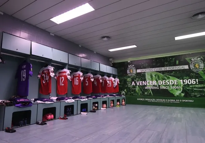 Framed Print : Arsenal in the Calm Before the Storm: The Changing Room before Sporting CP Clash (UEFA Europa League 2018-19) Framed Print : Arsenal in the Calm Before the Storm: The Changing Room before Sporting CP Clash (UEFA Europa League 2018-19)