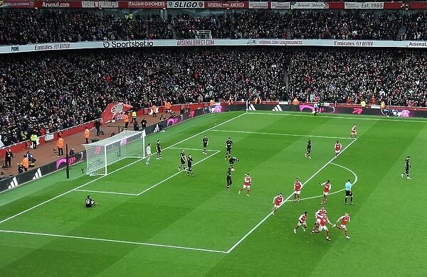 Arsenal Celebrate Ben White's Goal Against AFC Bournemouth in Premier League 2022-23