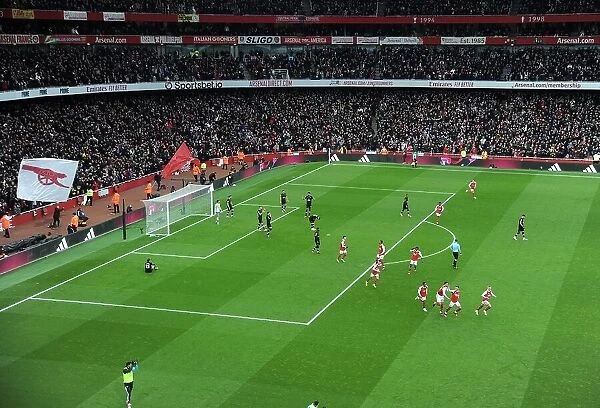 Arsenal Celebrate Ben White's Goal in Premier League 2022-23 vs AFC Bournemouth