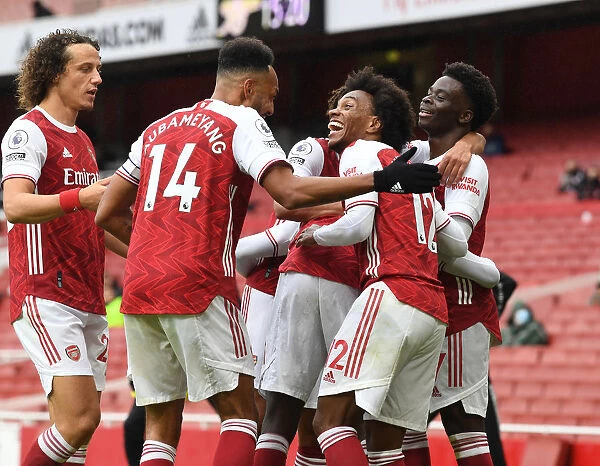 Arsenal Celebrate Bukayo Saka's Goal Against Sheffield United in Empty Emirates Stadium (2020-21)