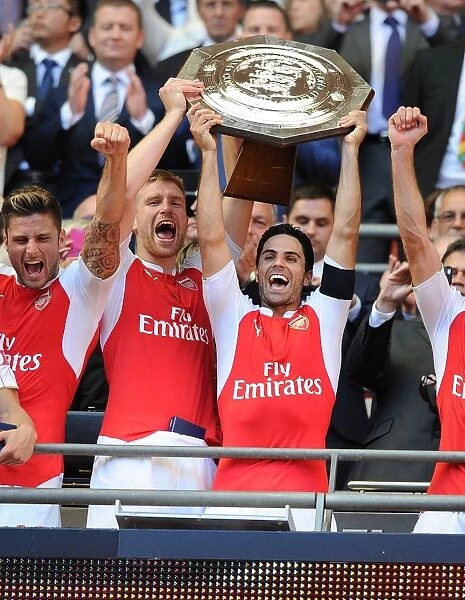 Arsenal Celebrate Community Shield Victory over Chelsea (2015)