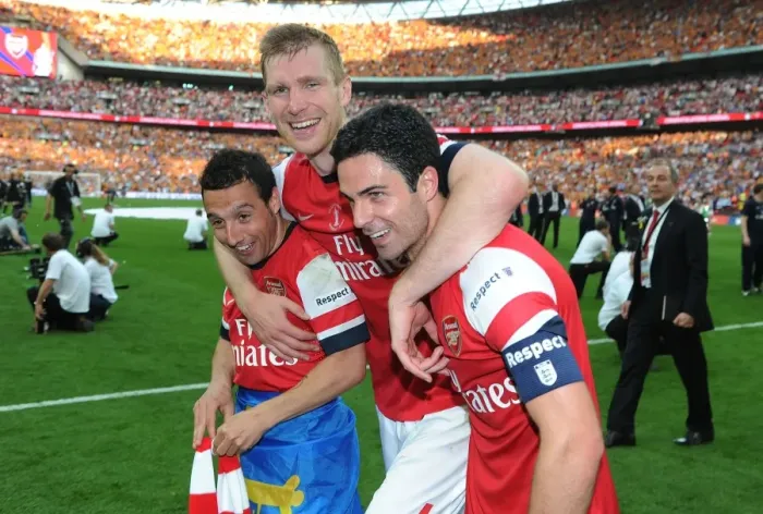 Framed Print : Arsenal Celebrate FA Cup Victory: Cazorla, Mertesacker, Arteta