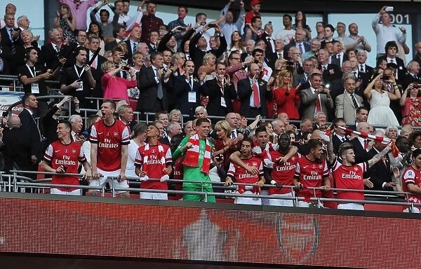 Arsenal Celebrate FA Cup Victory over Hull City at Wembley Stadium