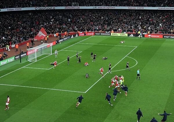 Arsenal Celebrate Third Goal: Reiss Nelson Scores at Emirates Stadium (2022-23 Premier League)
