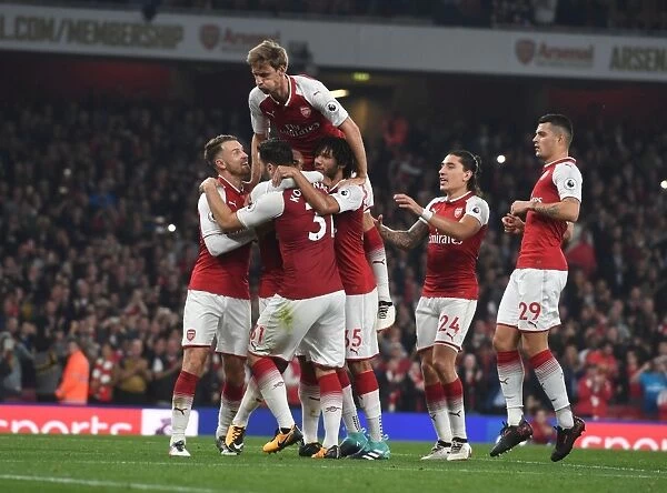 Arsenal Celebrate Lacazette's Goal: Ramsey, Kolasinac, Elneny, Monreal, Xhaka, Bellerin (Arsenal vs. West Bromwich Albion, 2017-18)