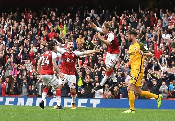 Arsenal Celebrate: Monreal, Bellerin, Mustafi's Goal vs Brighton & Hove Albion (2017-18)