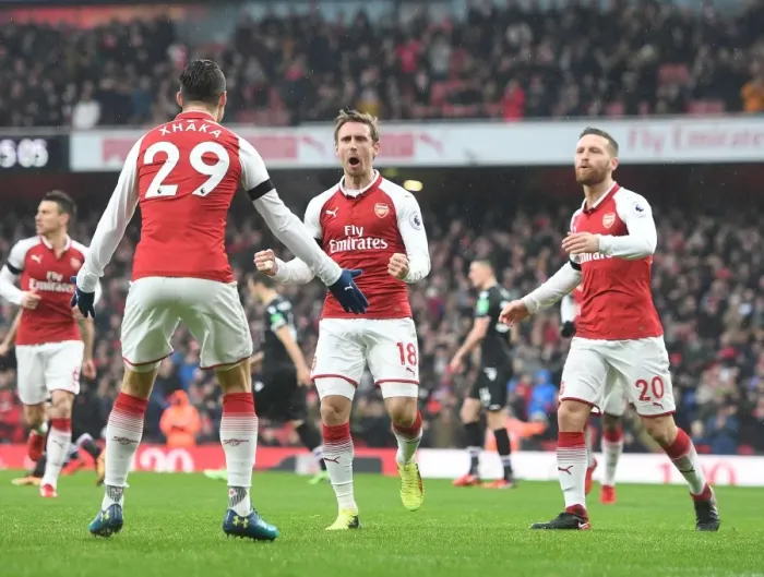 Framed Print : Arsenal Celebrate Nacho Monreal's Goal Against Crystal Palace (2018) Framed Print : Arsenal Celebrate Nacho Monreal's Goal Against Crystal Palace (2018)