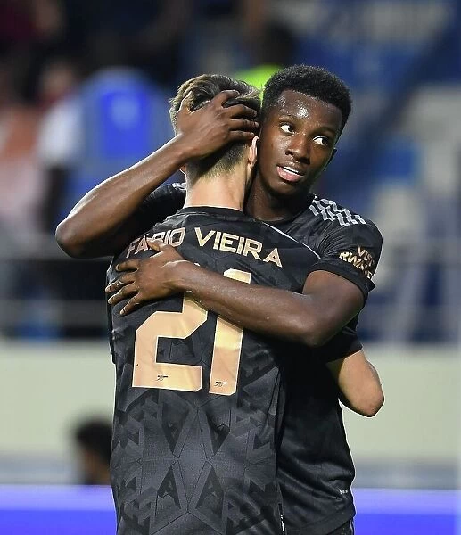 Arsenal Celebrate with Nketiah and Vieira: Arsenal v Olympique Lyonnais, Dubai Super Cup 2022