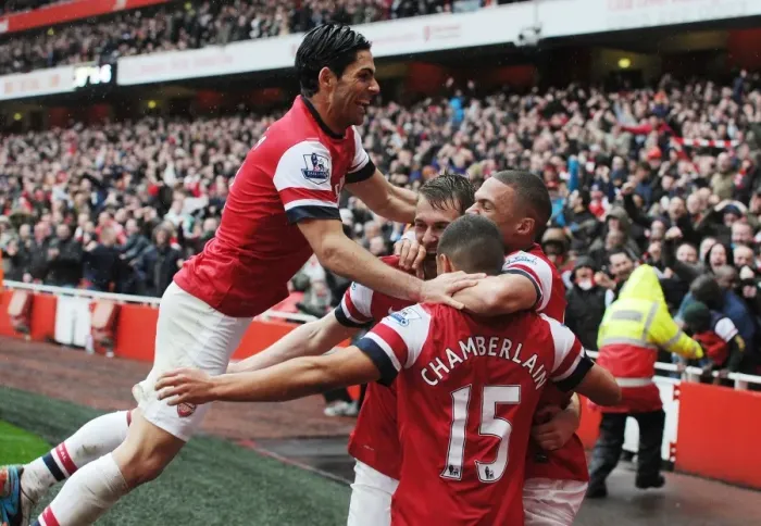 Framed Print : Arsenal Celebrate Second Goal vs Norwich City (2012-13)