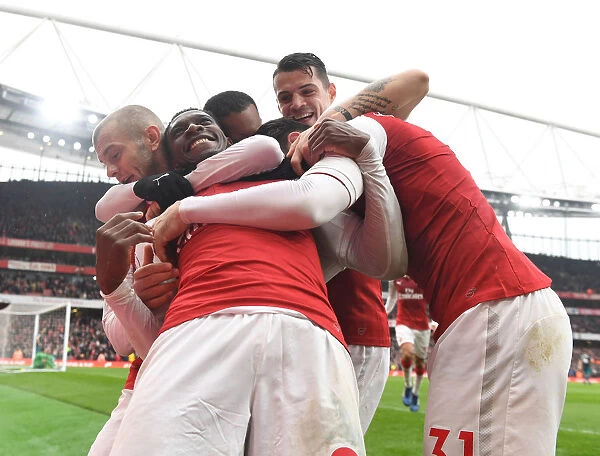Arsenal Celebrate: Welbeck, Wilshere, Xhaka, Kolasinac (vs Southampton, 2017-18)