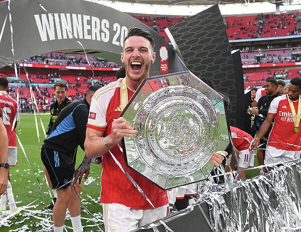 Arsenal Celebrates Community Shield Victory Over Manchester City: Declan Rice's Pivotal Role