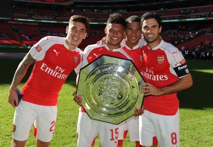 Framed Print : Arsenal Celebrates FA Community Shield Win Against Chelsea (2015)