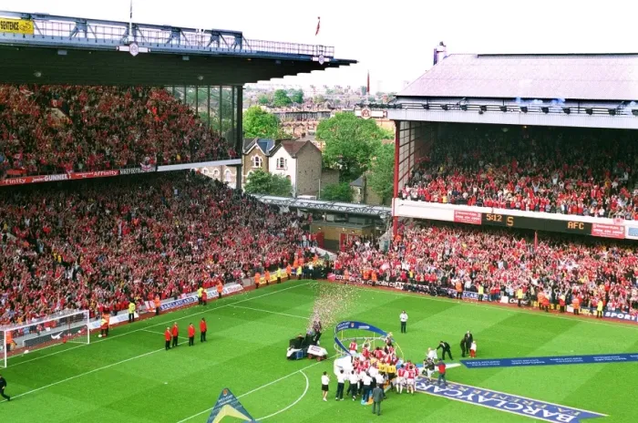 Framed Print : Arsenal Celebrates F.A. Premiership Win Over Everton (4-3), Highbury, London, May 11, 2002