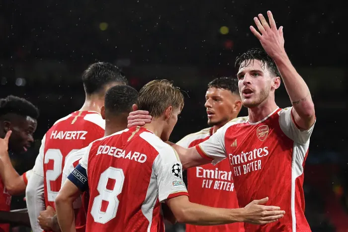 Framed Print : Arsenal Celebrates First Goal vs. PSV Eindhoven in 2023-24 Champions League: Bukayo Saka Scores at Emirates Stadium