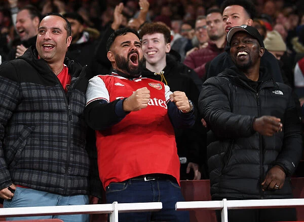 Arsenal Celebrates Third Goal Against Aston Villa in 2021-22 Premier League