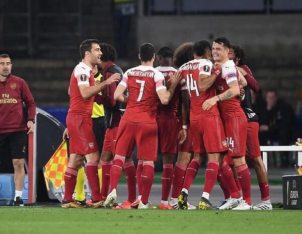 Arsenal Celebrates Goal Against Napoli in Europa League Quarterfinal