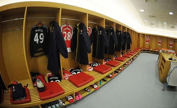 Arsenal Changing Room Before Arsenal vs. Everton: 2015 / 16 Premier League
