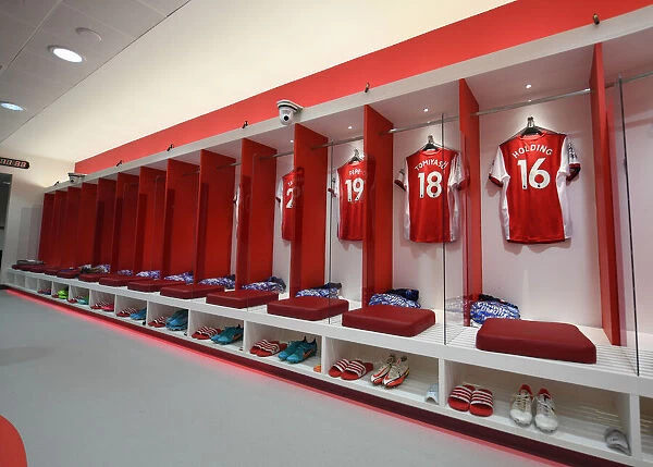 Arsenal Changing Room Before Arsenal vs. Brentford: 2021-22 Premier League