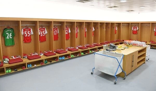 Arsenal Changing Room - Arsenal vs Manchester City, Premier League 2016-17