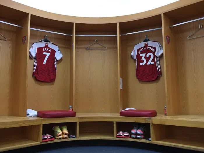 Framed Print : Arsenal Changing Room: Bukayo Saka and Emile Smith Rowe Gear Up for Arsenal vs. Brighton & Hove Albion (2021)