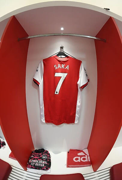 Arsenal Changing Room: Bukayo Saka's Shirt Before Arsenal vs Newcastle United (2021-22)