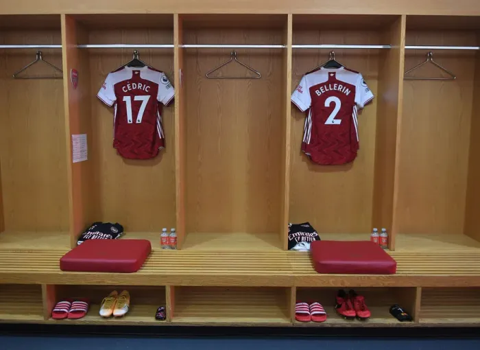 Framed Print : Arsenal Changing Room: Cedric and Bellerin Prepare for Arsenal v Leeds United (Premier League, 2021)