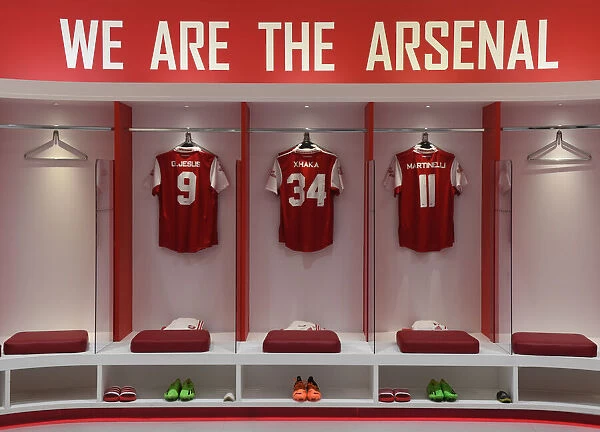 Arsenal Changing Room: Gabriel Jesus, Granit Xhaka, and Gabriel Martinelli Prepare for Arsenal v Sevilla (Emirages Cup 2022)