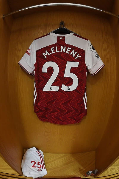 Arsenal Changing Room: Mo Elneny's Shirt Before Arsenal vs West Ham United (2020-21)
