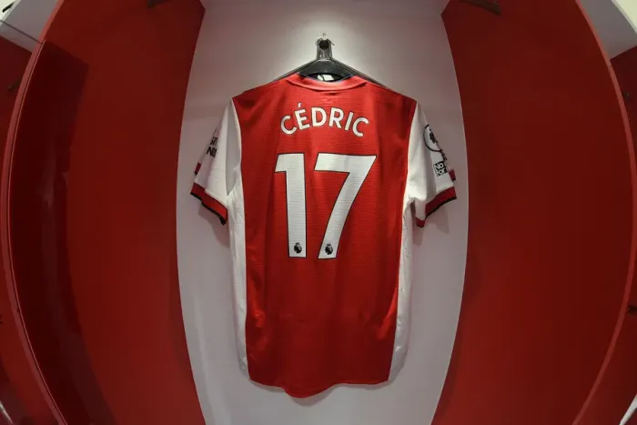 Framed Print : Arsenal Changing Room: Pre-Match Awaits vs Leeds United (2021-2022)