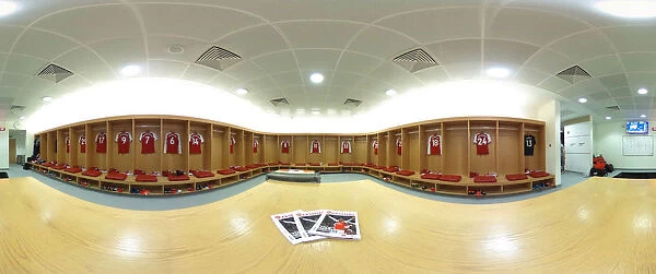 Arsenal Changing Room: Pre-Match Focus before Arsenal vs. Stoke City (2017-18)