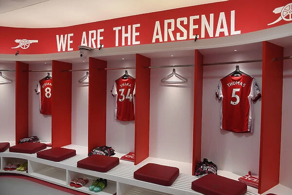 Arsenal Changing Room: Pre-Match Focus before Arsenal vs Manchester City (Premier League 2021-22)