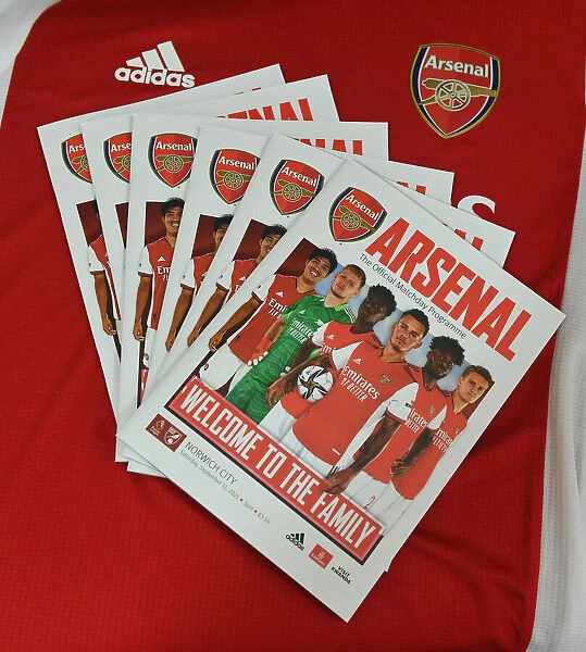 Arsenal Changing Room: Pre-Match Programmes Await Ahead of Arsenal vs Norwich City (2021-22)