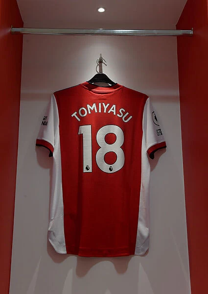 Arsenal Changing Room: Tomiyasu's Shirt Before Arsenal vs Crystal Palace (2021-22)