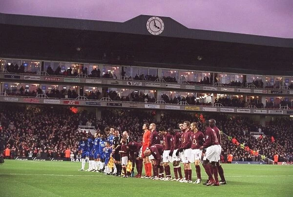 The Arsenal and Chelsea teams line up before the match. Arsenal 0: 2 Chelsea