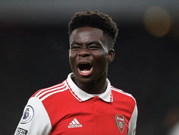 Arsenal Clinch Premier League Victory: Bukayo Saka's Game-Winning Performance Against Manchester United