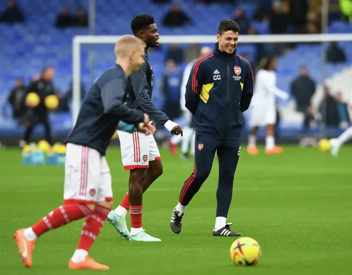 Framed Print : Arsenal Coach Carlos Cuesta Before Everton vs Arsenal Premier League Clash (February 2023)