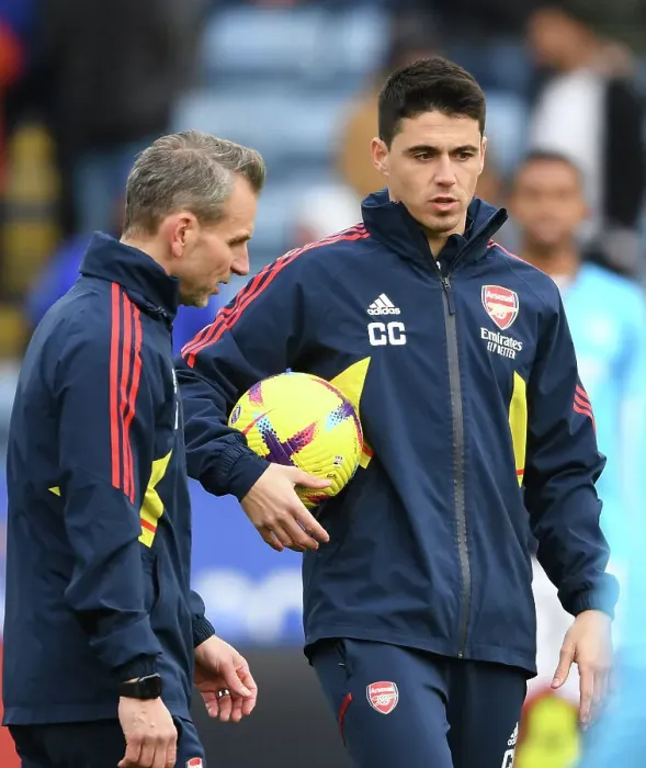 Framed Print : Arsenal Coach Carlos Cuesta Before Leicester City vs Arsenal Premier League Clash (2022-23) Framed Print : Arsenal Coach Carlos Cuesta Before Leicester City vs Arsenal Premier League Clash (2022-23)