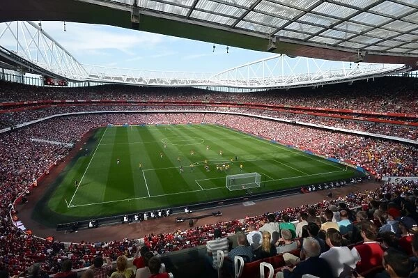 Arsenal Crushes Southampton 6-1: Emirates Stadium Showdown