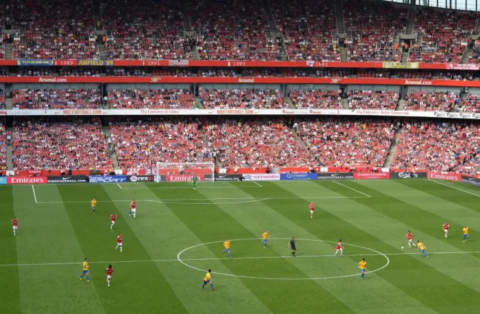 Framed Print : Arsenal Crushes Southampton 6-1: A Thrilling Premier League Victory at Emirates Stadium Framed Print : Arsenal Crushes Southampton 6-1: A Thrilling Premier League Victory at Emirates Stadium